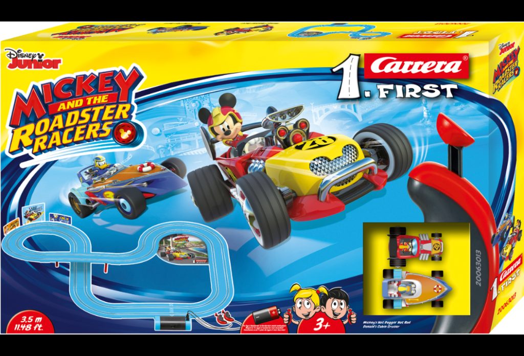 Carrera First Set mit zwei Autos, Handregler und blauer Bahn, Altersangabe 3 plus.