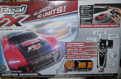Real FX Slotless Racing, Verpackung mit rotem Auto und Funkregler.